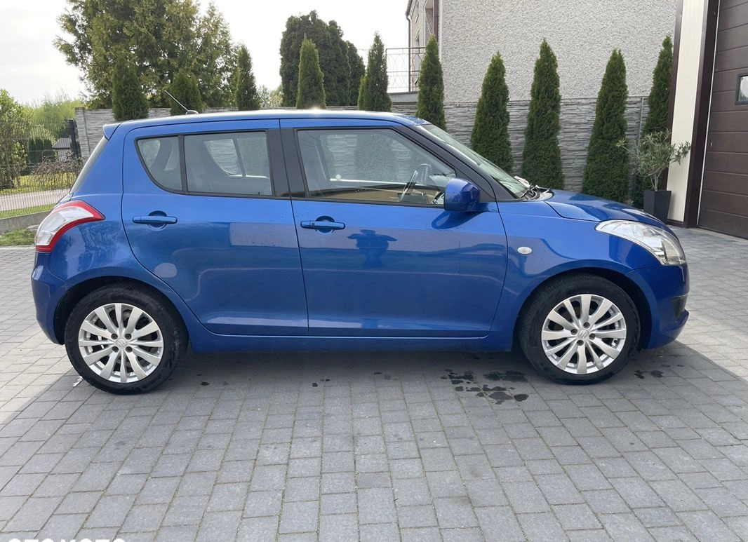 Suzuki Swift cena 21900 przebieg: 168075, rok produkcji 2011 z Sochaczew małe 781